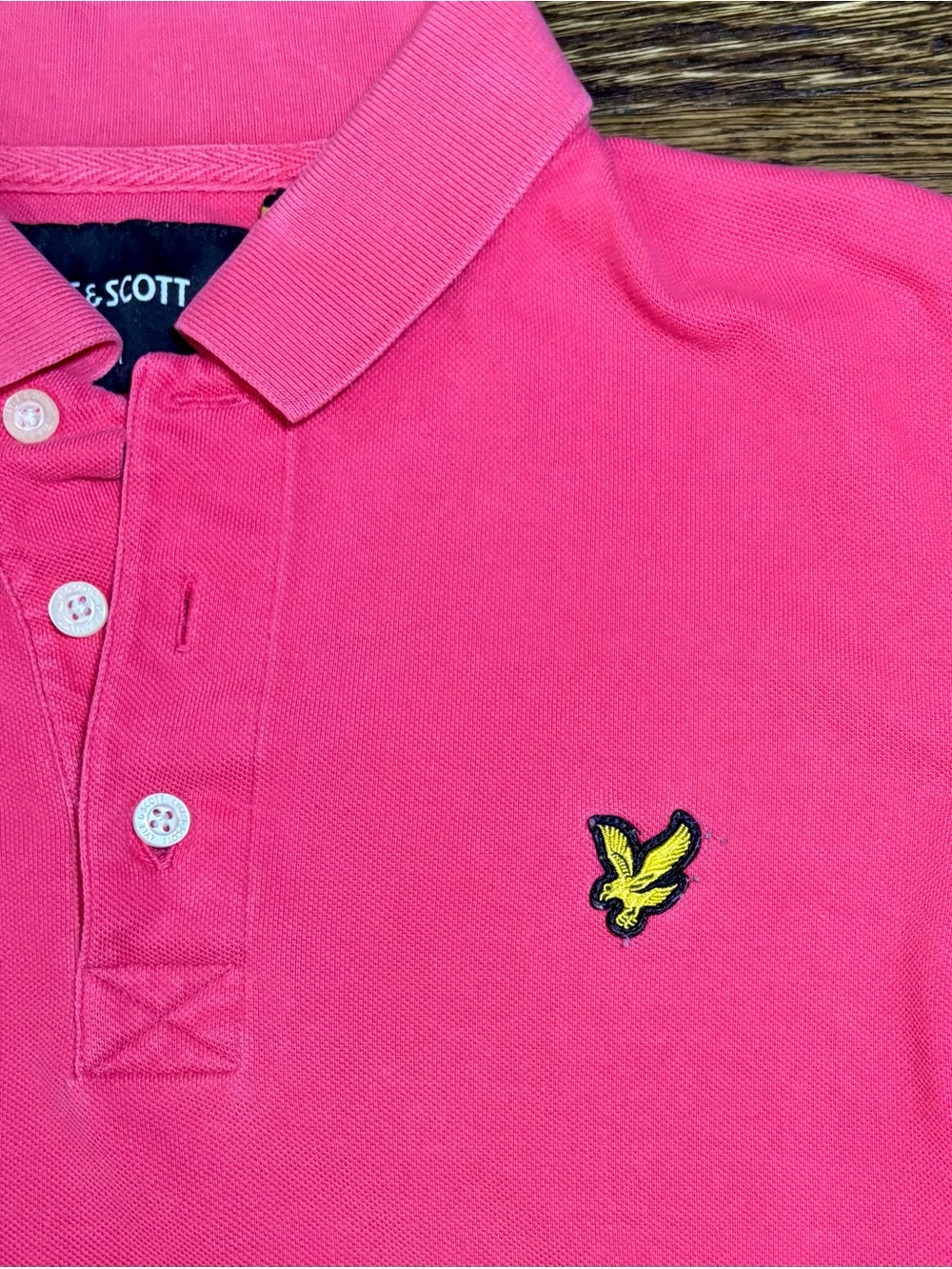 2 Lyle & Scott Men's S Yellow and Coral Solid Short Sleeve Knit Polos - Picture 6 of 7